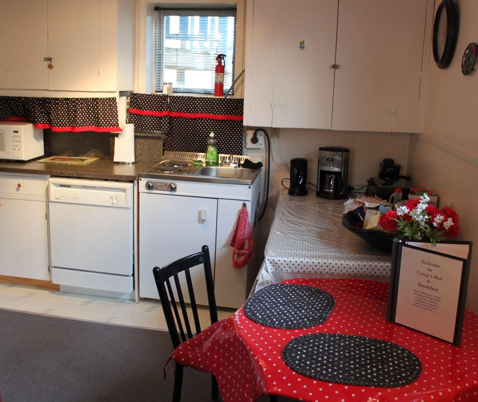 Casey'S Bed & Breakfast Moraitika Exterior foto