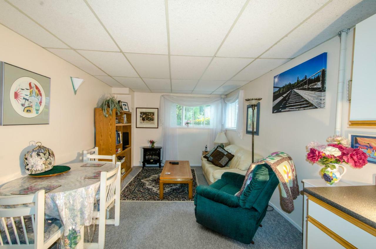 Casey'S Bed & Breakfast Moraitika Exterior foto
