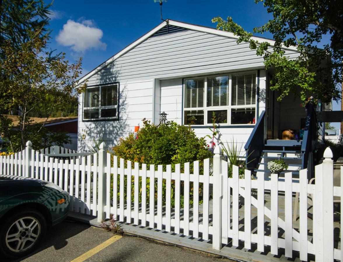 Casey'S Bed & Breakfast Moraitika Exterior foto